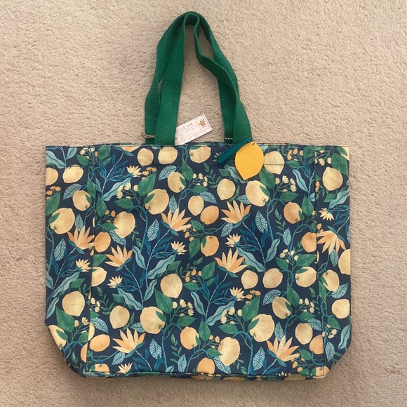 Bella Luxx Handbags - Lemon print x-large reusable fabric tote